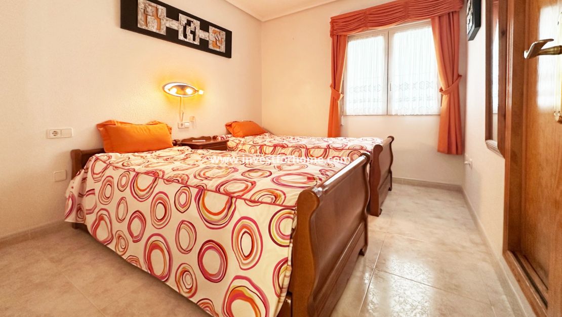 Reventa - Chalet - Orihuela Costa - Costa Blanca