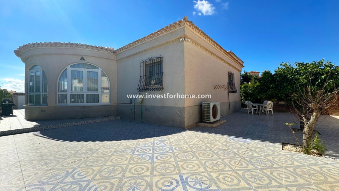 Reventa - Chalet - Orihuela Costa - Costa Blanca