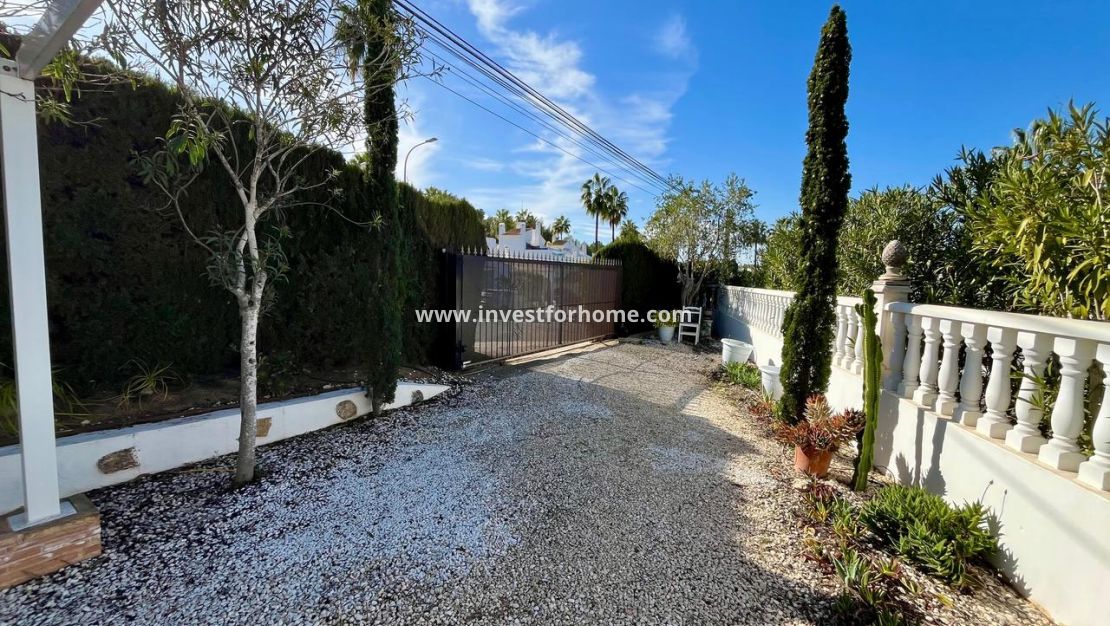 Reventa - Chalet - Orihuela Costa - Costa Blanca