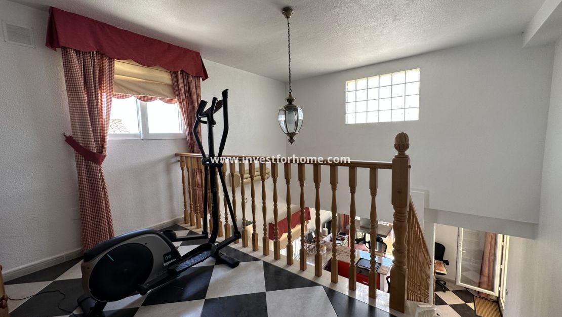 Reventa - Chalet - Orihuela Costa - Costa Blanca