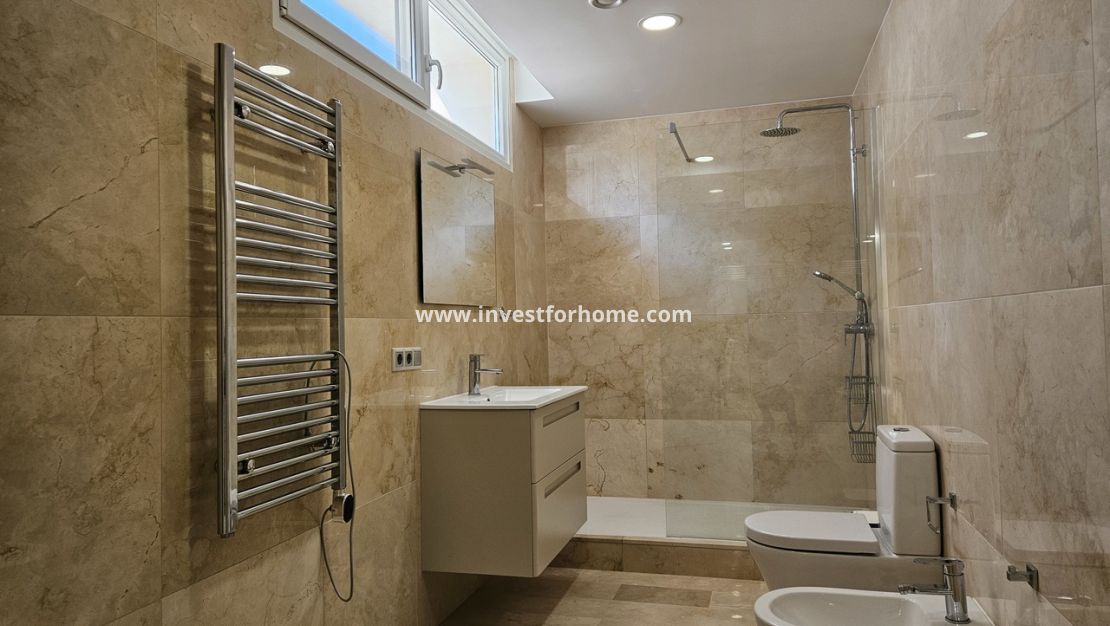 Reventa - Chalet - Orihuela Costa - Costa Blanca