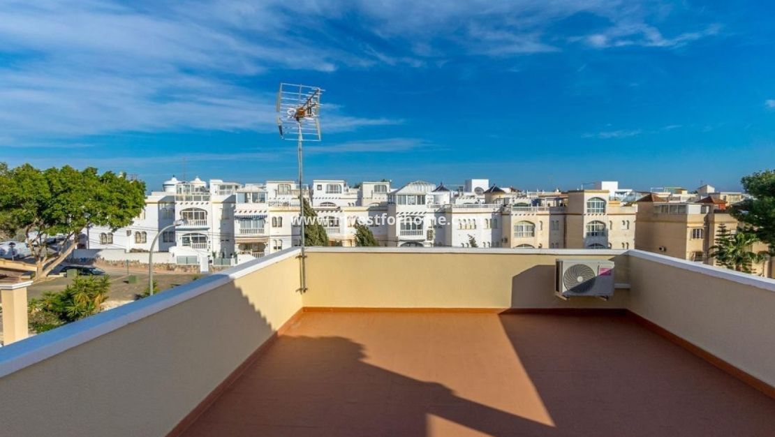 Reventa - Chalet - Orihuela Costa - Costa Blanca