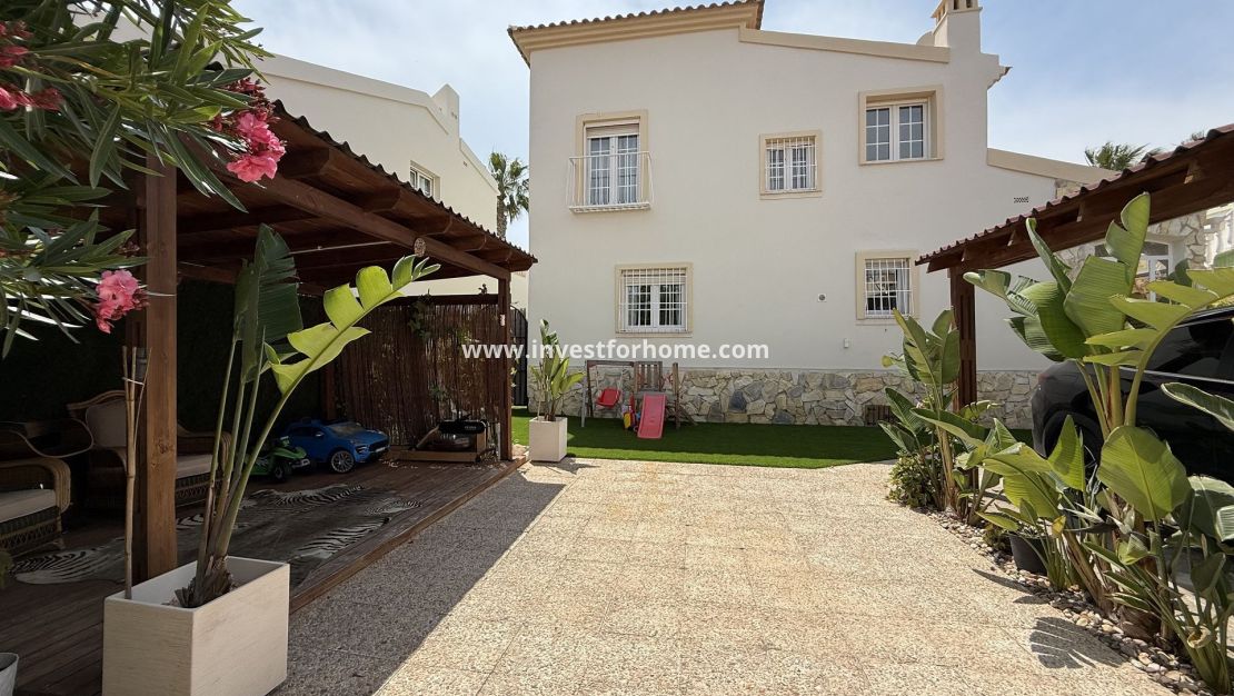 Reventa - Chalet - Orihuela Costa - Costa Blanca