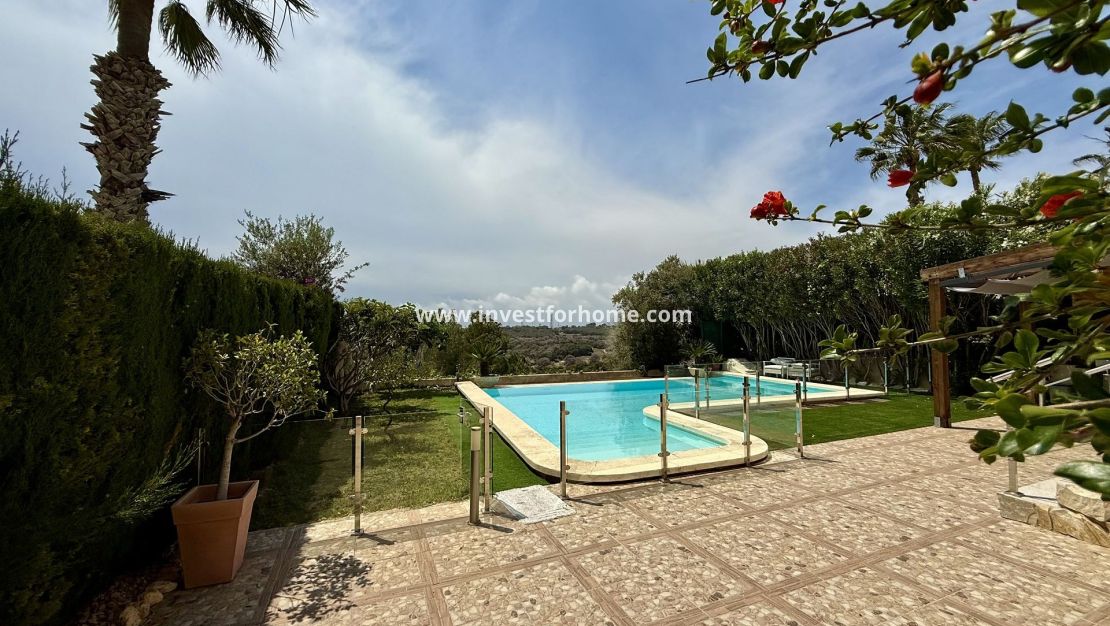 Reventa - Chalet - Orihuela Costa - Costa Blanca