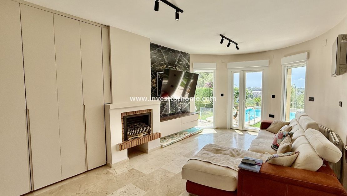 Reventa - Chalet - Orihuela Costa - Costa Blanca