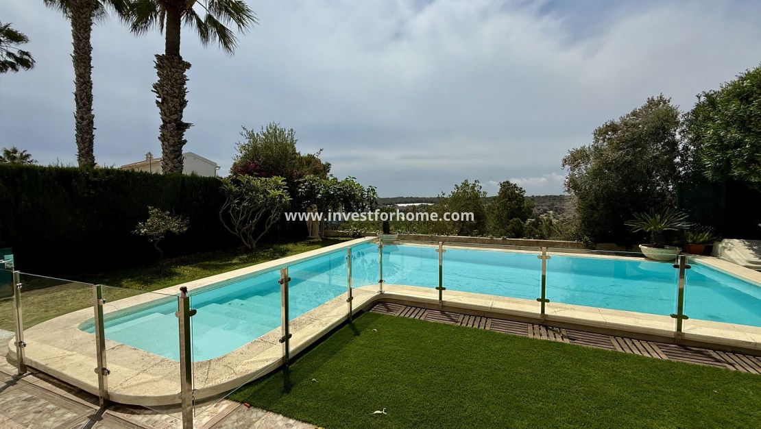 Reventa - Chalet - Orihuela Costa - Costa Blanca