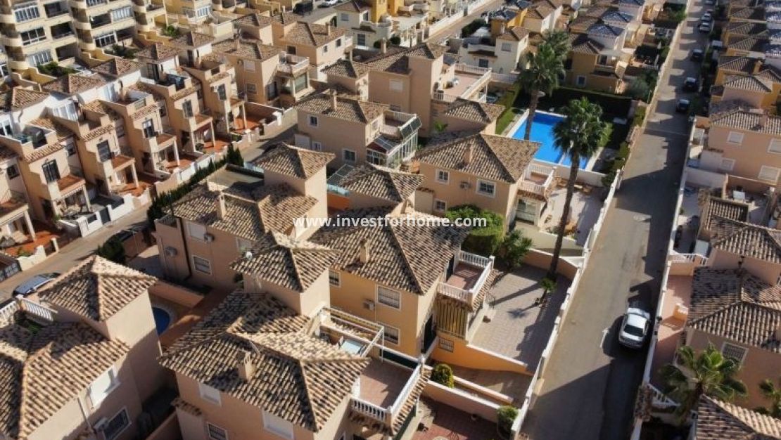 Reventa - Chalet - Orihuela Costa - Costa Blanca