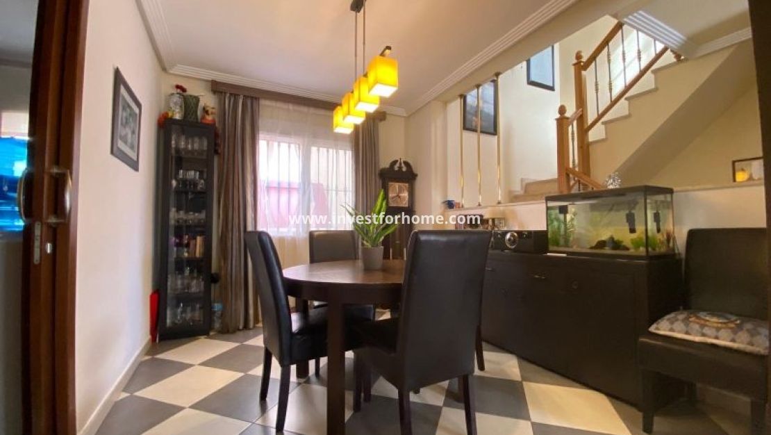 Reventa - Chalet - Orihuela Costa - Costa Blanca