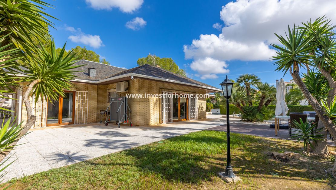 Reventa - Chalet - Orihuela Costa - Costa Blanca