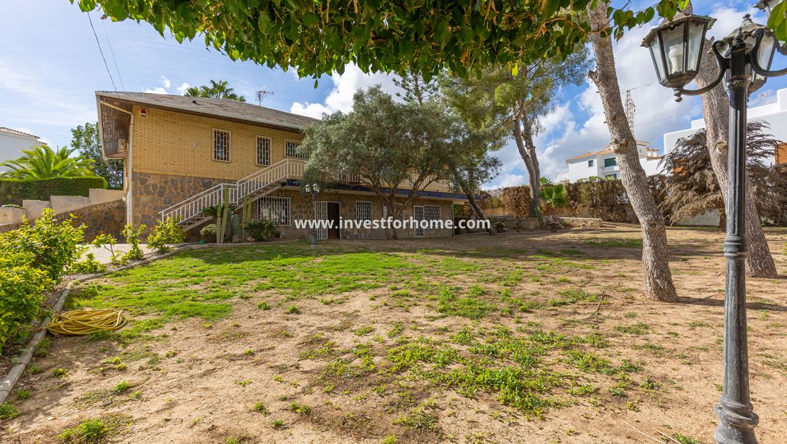 Reventa - Chalet - Orihuela Costa - Costa Blanca