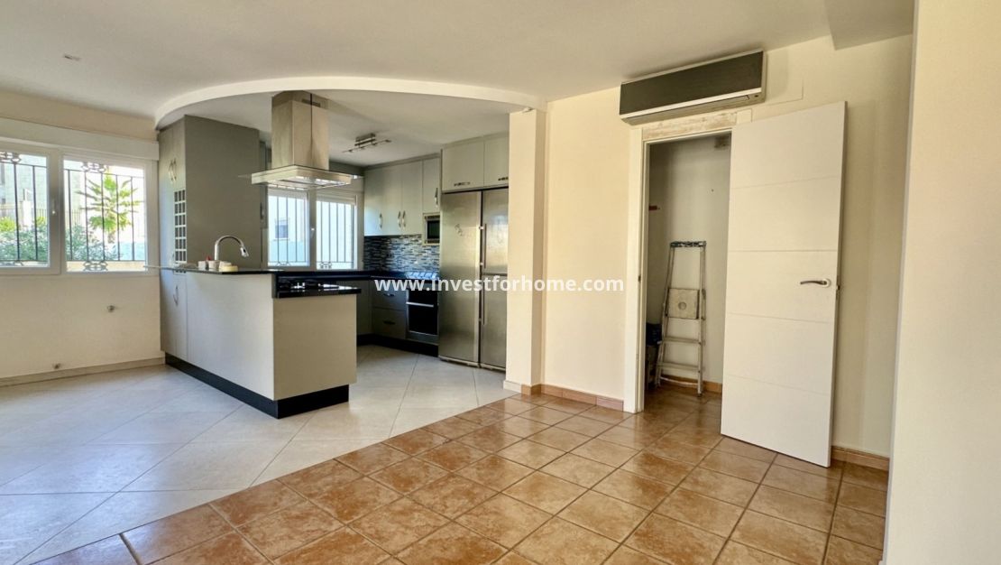 Reventa - Chalet - Orihuela Costa - Costa Blanca