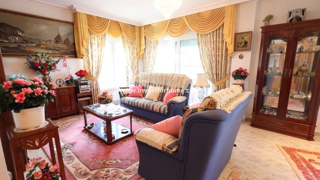 Reventa - Chalet - Orihuela Costa - Costa Blanca