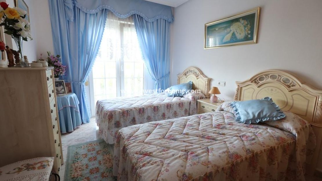 Reventa - Chalet - Orihuela Costa - Costa Blanca