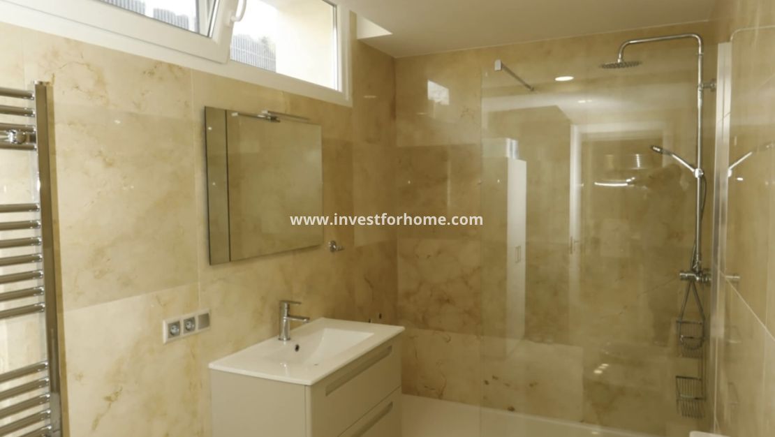 Reventa - Chalet - Orihuela Costa - Costa Blanca