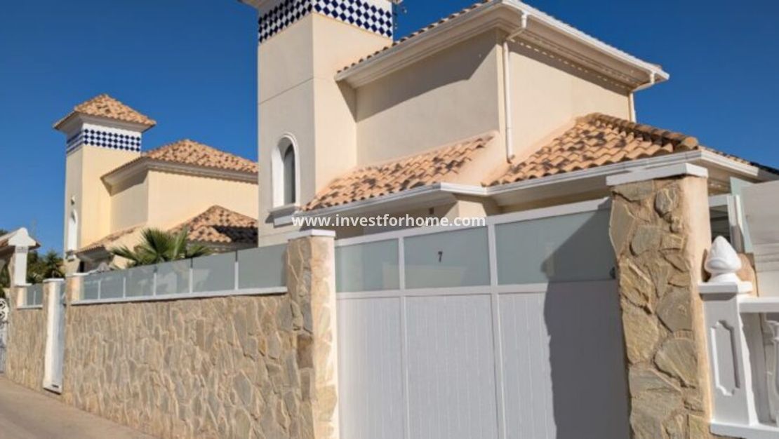Reventa - Chalet - Orihuela Costa - Costa Blanca