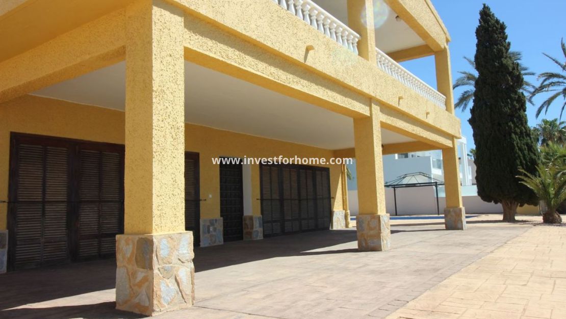 Reventa - Chalet - Orihuela Costa - Costa Blanca