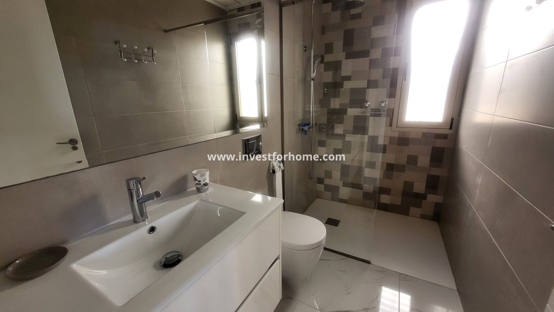 Reventa - Chalet - Orihuela Costa - Costa Blanca