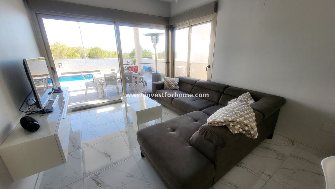 Reventa - Chalet - Orihuela Costa - Costa Blanca
