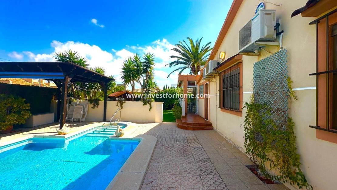Reventa - Chalet - Orihuela Costa - Costa Blanca