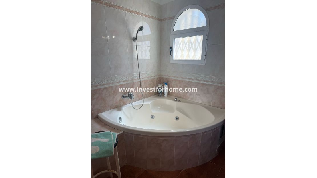 Reventa - Chalet - Orihuela Costa - Costa Blanca