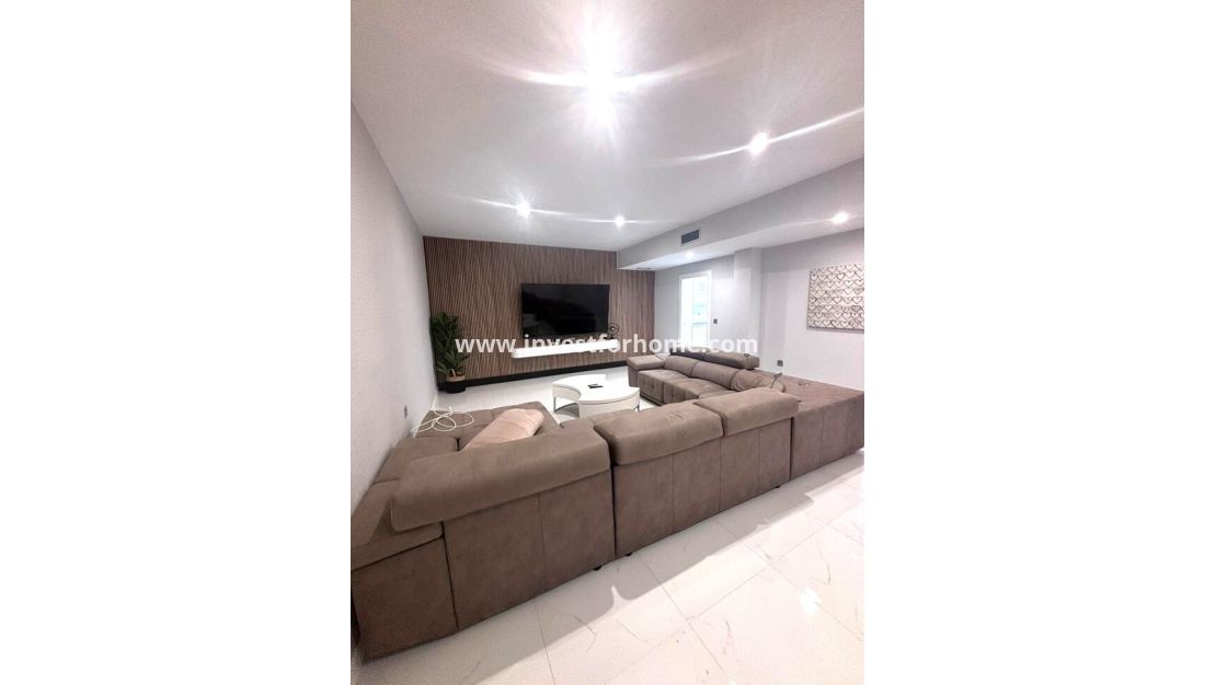 Reventa - Chalet - Orihuela Costa - Costa Blanca