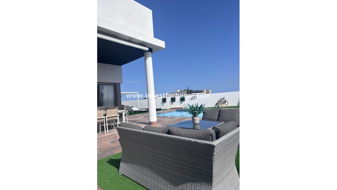 Reventa - Chalet - Orihuela Costa - Costa Blanca