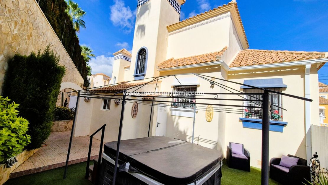 Reventa - Chalet - Orihuela Costa - Costa Blanca