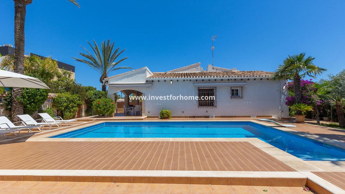 Reventa - Chalet - Orihuela Costa - Costa Blanca