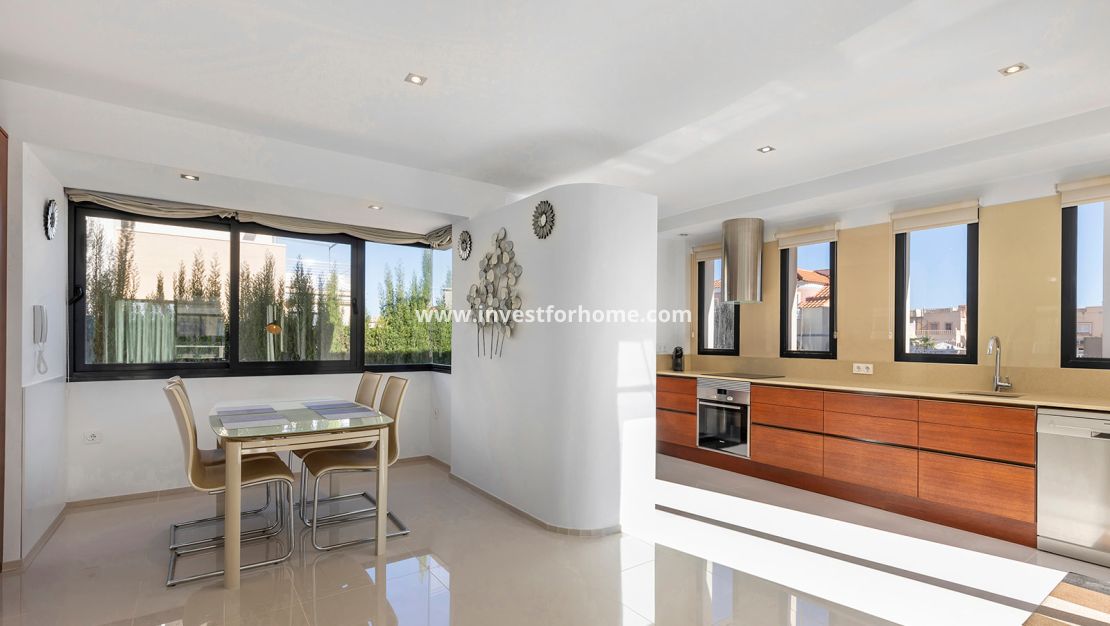Reventa - Chalet - Orihuela Costa - Costa Blanca