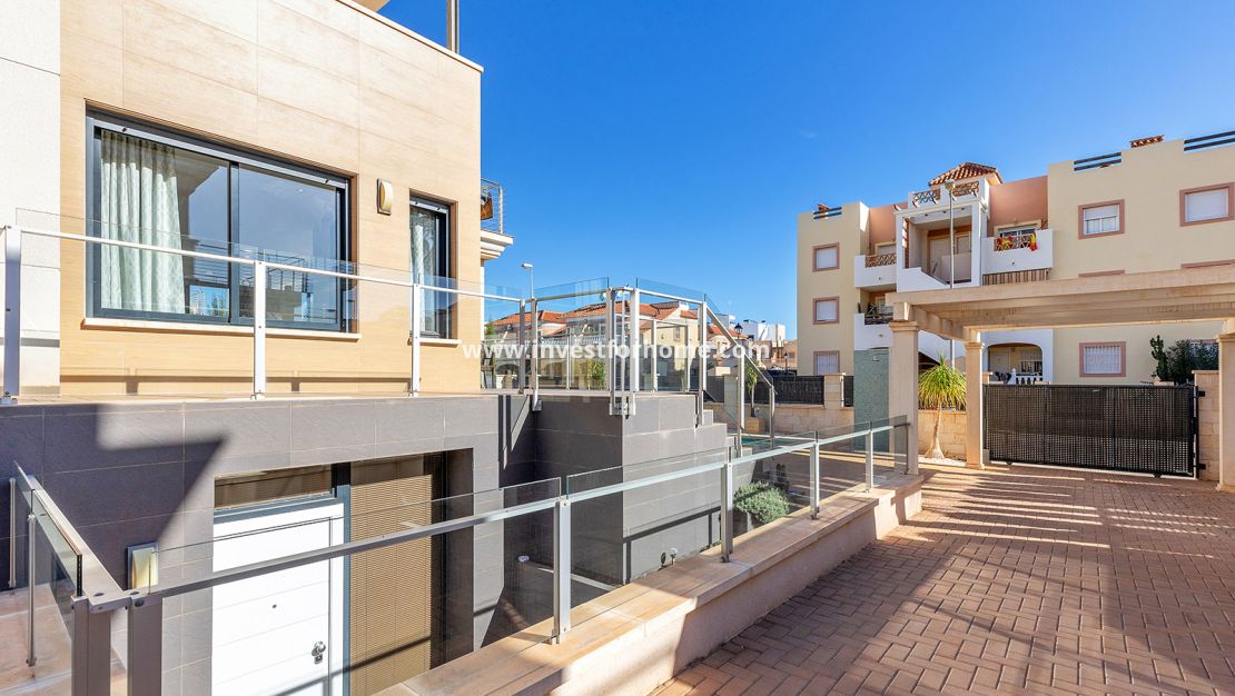 Reventa - Chalet - Orihuela Costa - Costa Blanca