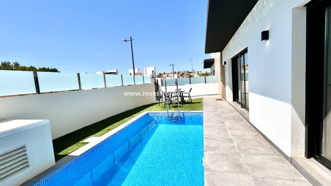 Reventa - Chalet - Orihuela Costa - Costa Blanca