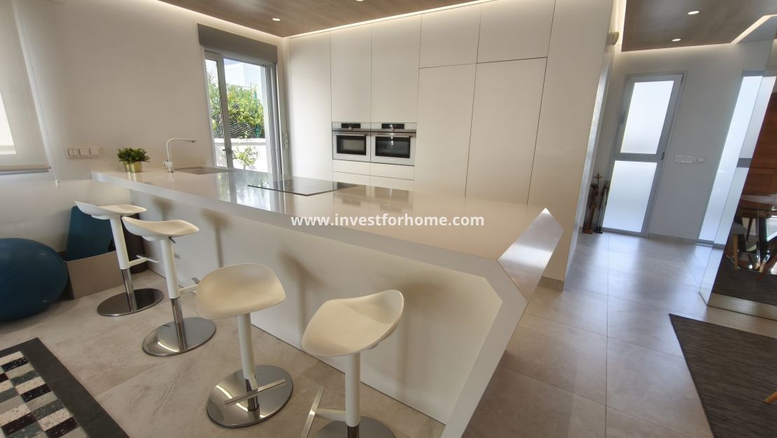 Reventa - Chalet - Orihuela Costa - Costa Blanca