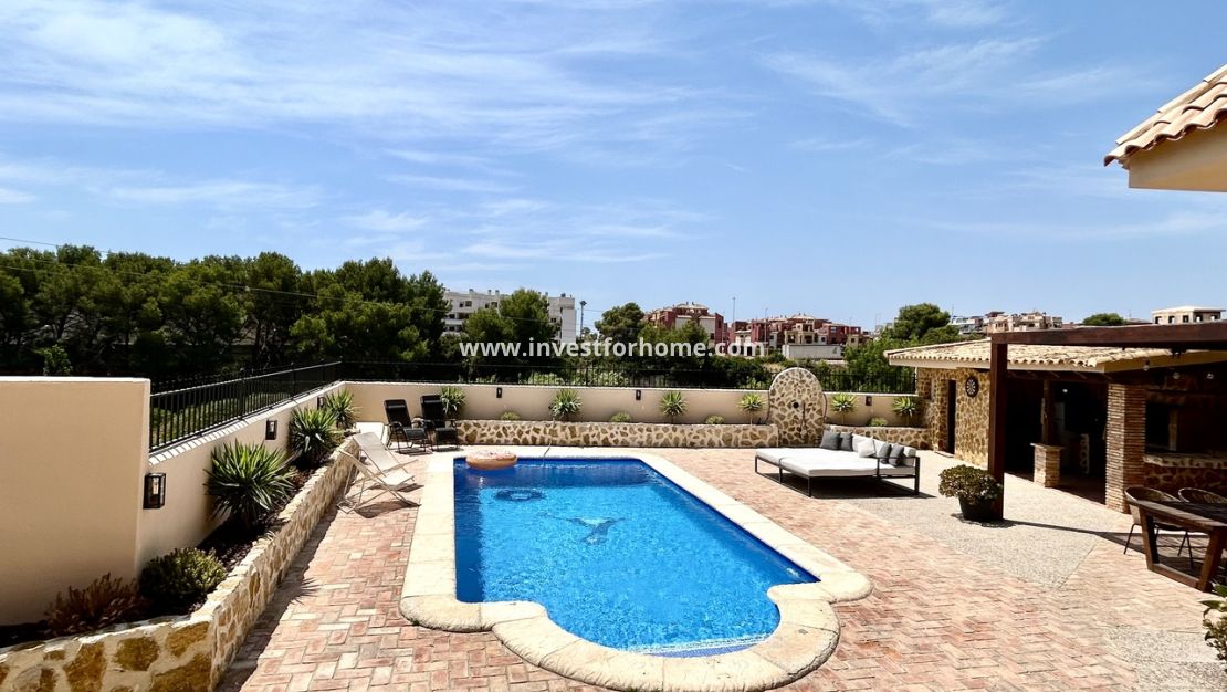 Reventa - Chalet - Orihuela Costa - Costa Blanca