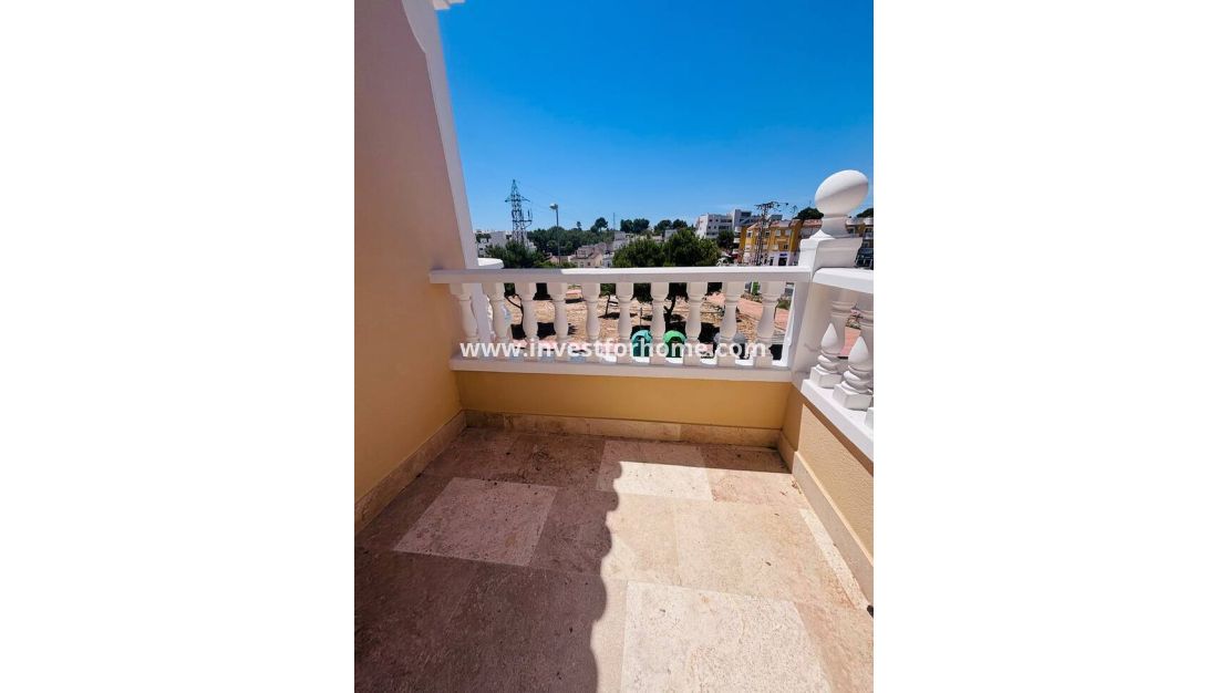 Reventa - Chalet - Orihuela Costa - Costa Blanca