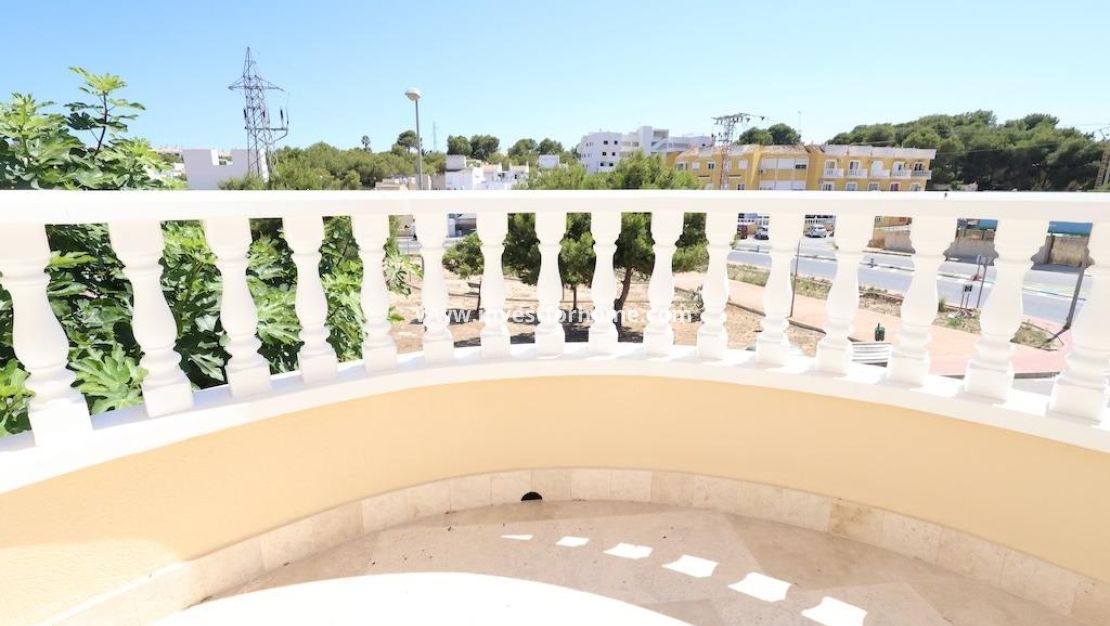 Reventa - Chalet - Orihuela Costa - Costa Blanca