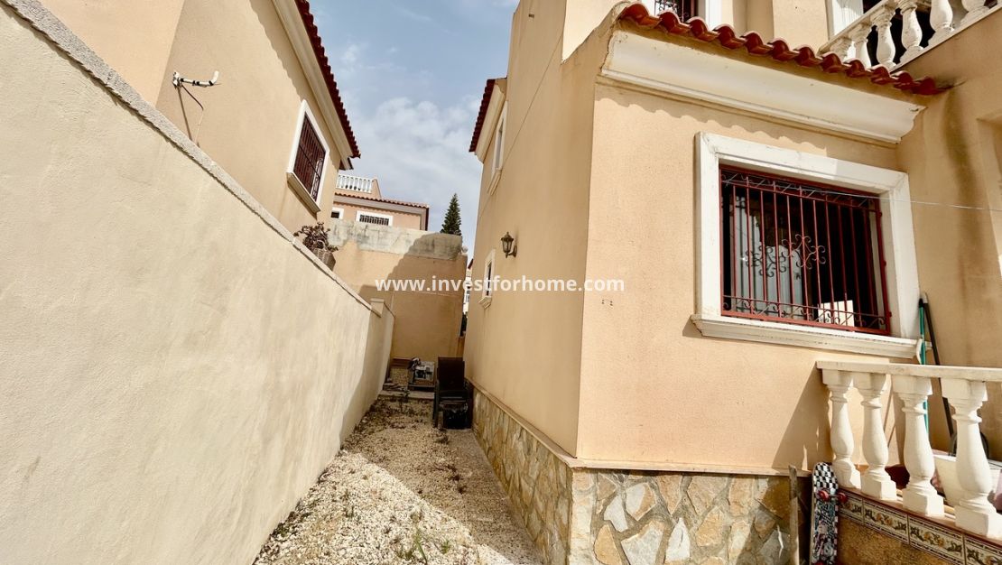 Reventa - Chalet - Orihuela Costa - Costa Blanca