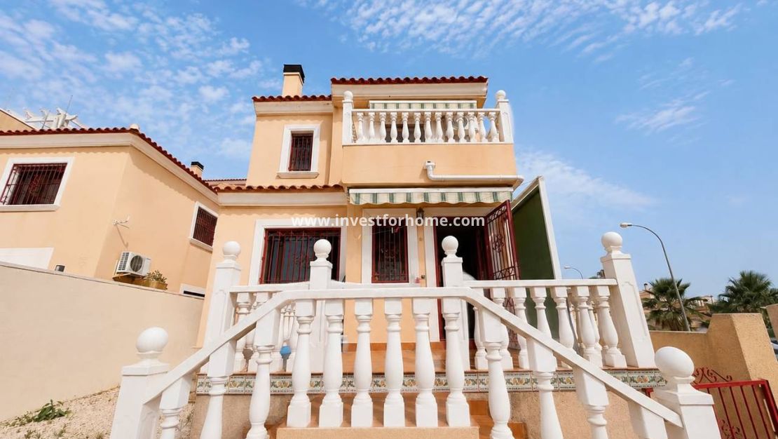 Reventa - Chalet - Orihuela Costa - Costa Blanca