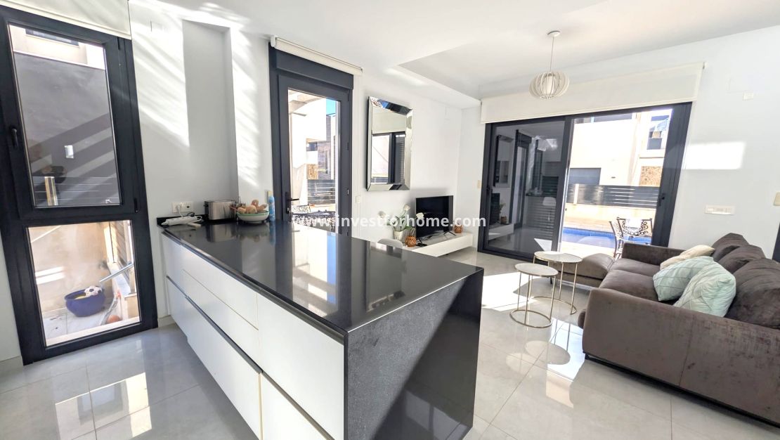 Reventa - Chalet - Orihuela Costa - Costa Blanca