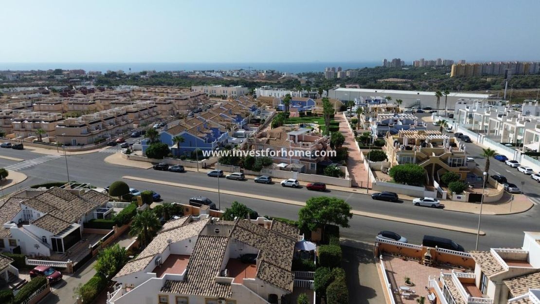 Reventa - Chalet - Orihuela Costa - Costa Blanca