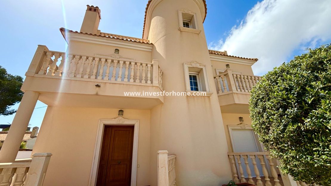 Reventa - Chalet - Orihuela Costa - Costa Blanca