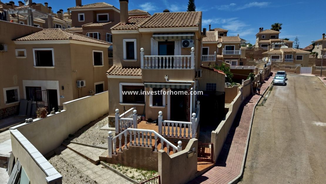 Reventa - Chalet - Orihuela Costa - Costa Blanca