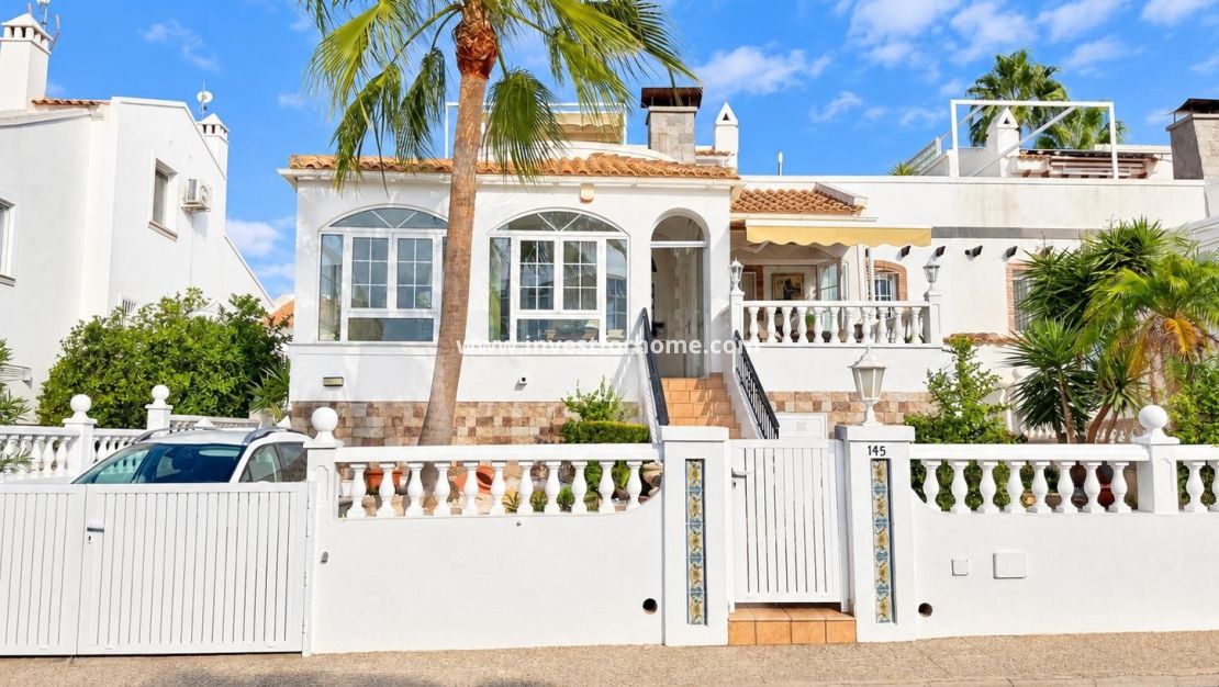 Reventa - Chalet - Orihuela Costa - Costa Blanca