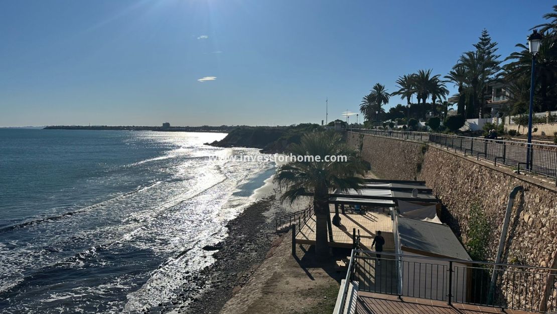 Reventa - Chalet - Orihuela Costa - Costa Blanca