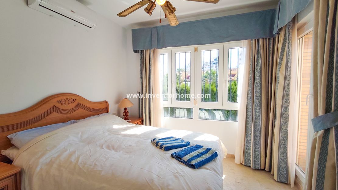Reventa - Chalet - Orihuela Costa - Costa Blanca
