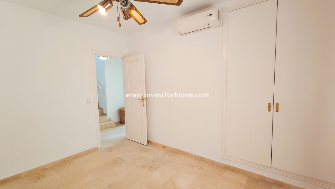 Reventa - Chalet - Orihuela Costa - Costa Blanca