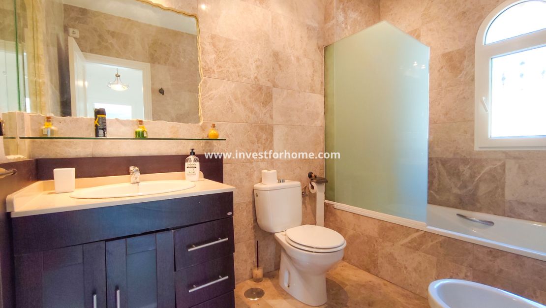 Reventa - Chalet - Orihuela Costa - Costa Blanca