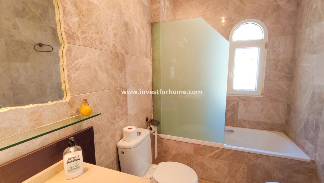 Reventa - Chalet - Orihuela Costa - Costa Blanca