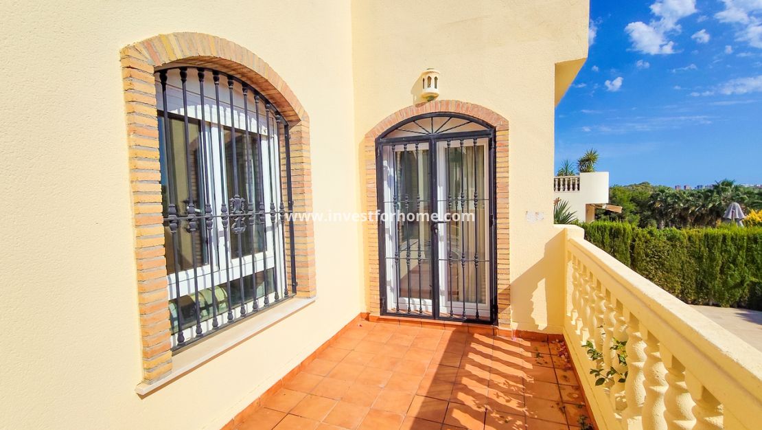 Reventa - Chalet - Orihuela Costa - Costa Blanca