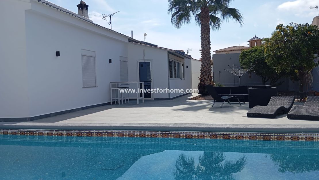 Reventa - Chalet - Orihuela Costa - Costa Blanca