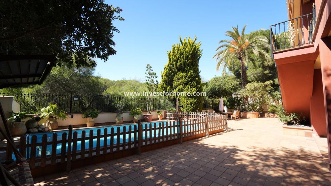 Reventa - Chalet - Orihuela Costa - Dehesa De Campoamor